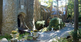 Entrance to Hammond Castle