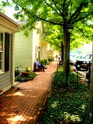 Along the main street of Roscoe Village